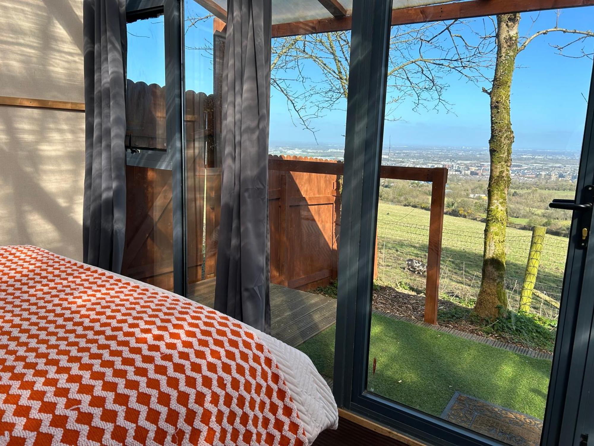 Sky Gazer Cabin In The Woods Dublin Exterior foto